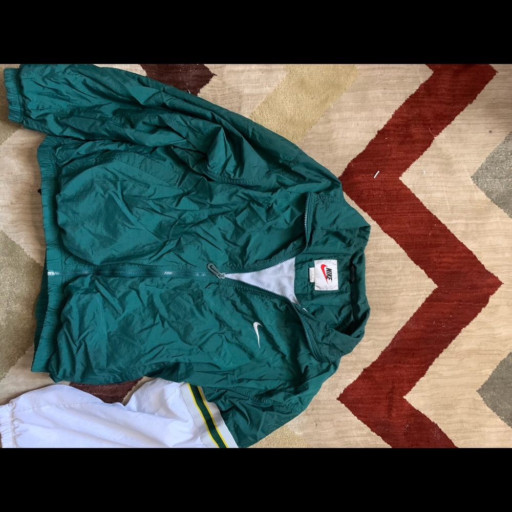 Throwback Nike Windbreaker L
